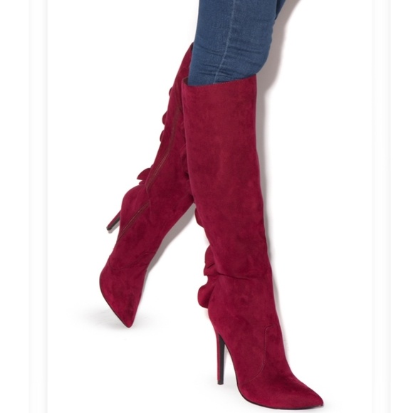 High heeled ruffled boots - Picture 2 of 4